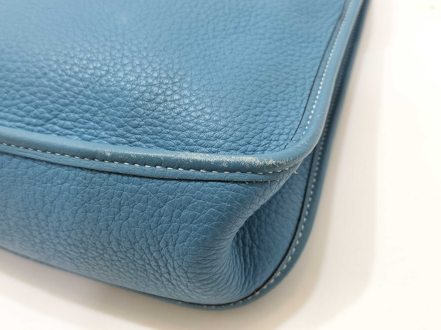 HERMES Vespa Bag A engraved shoulder bag