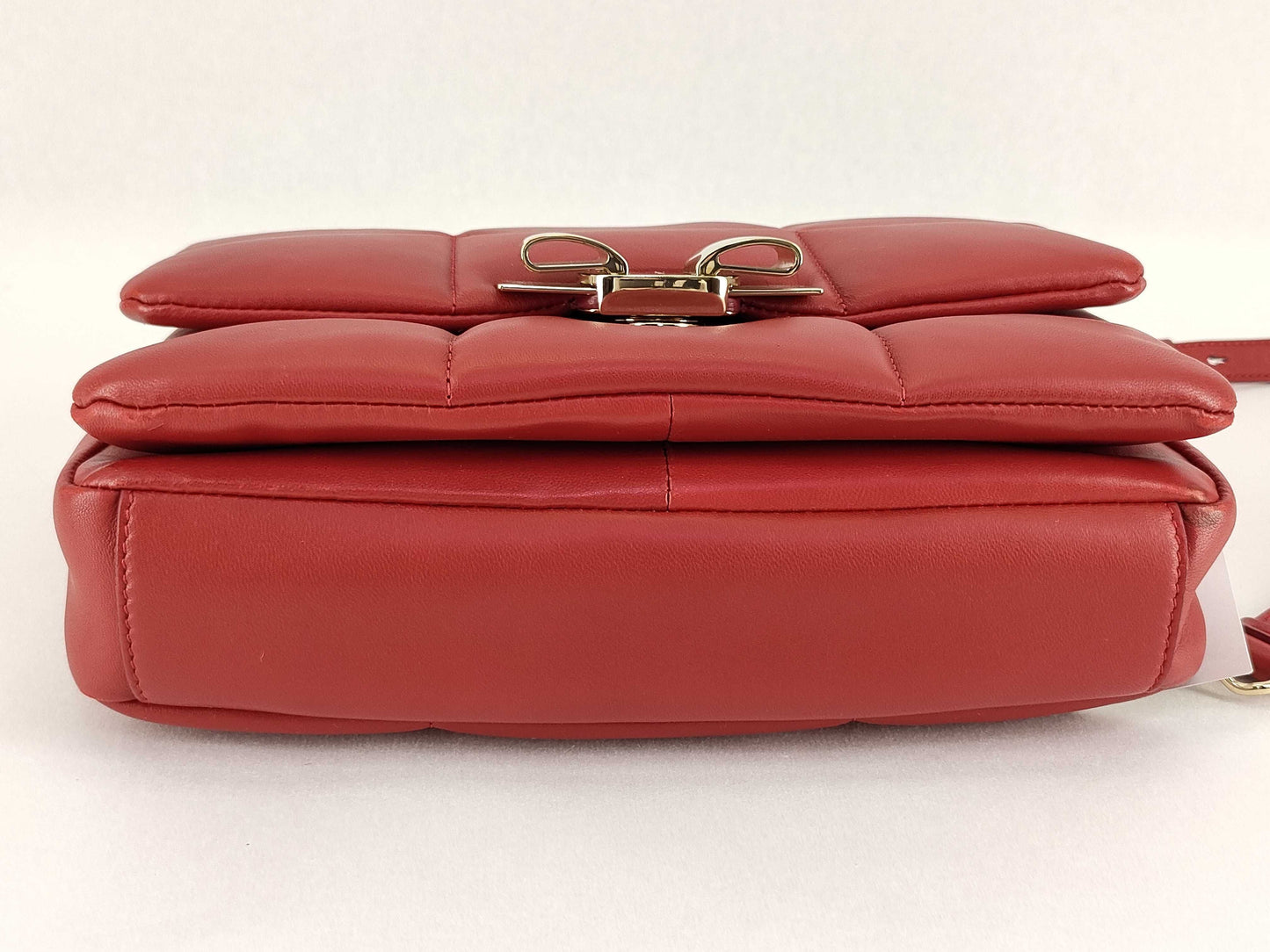 Salvatore Ferragamo Vara Vara Ribbon Chain Shoulder Bag
