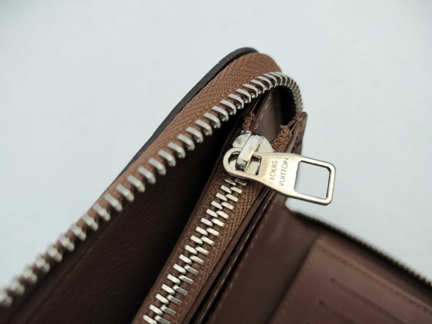 LOUIS VUITTON CA0187 Zippy Wallet Vertical Wallet