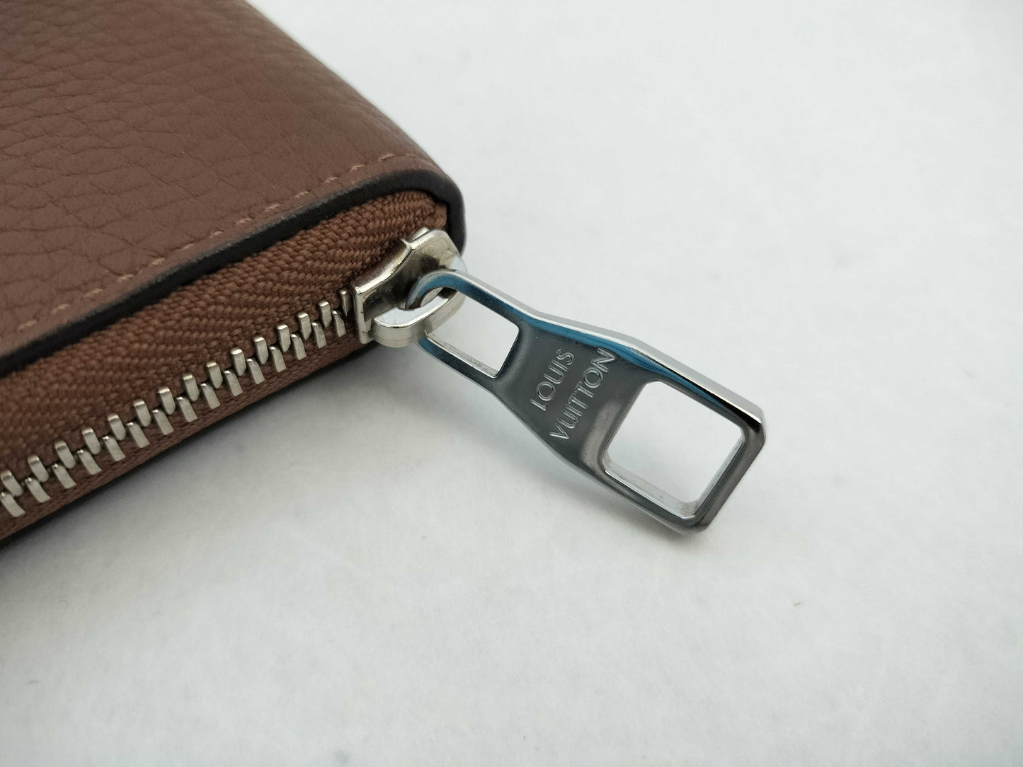 LOUIS VUITTON CA0187 Zippy Wallet Vertical Wallet