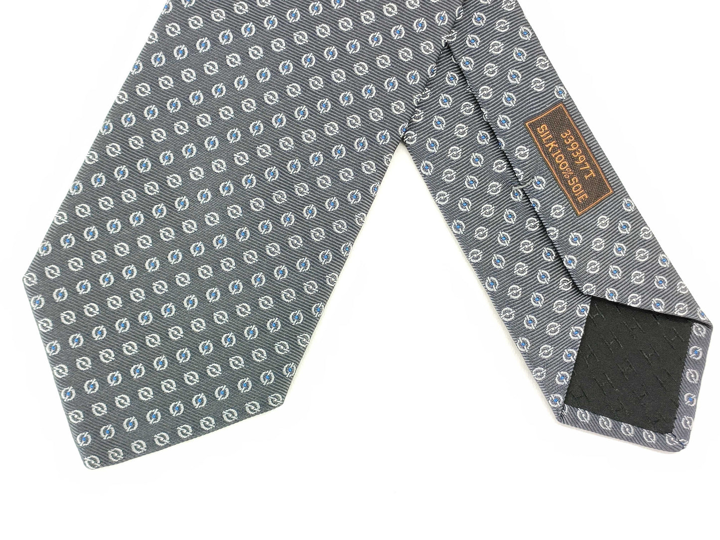 HERMES Larguez les Amarres tie. Accessories: box and other accessories.