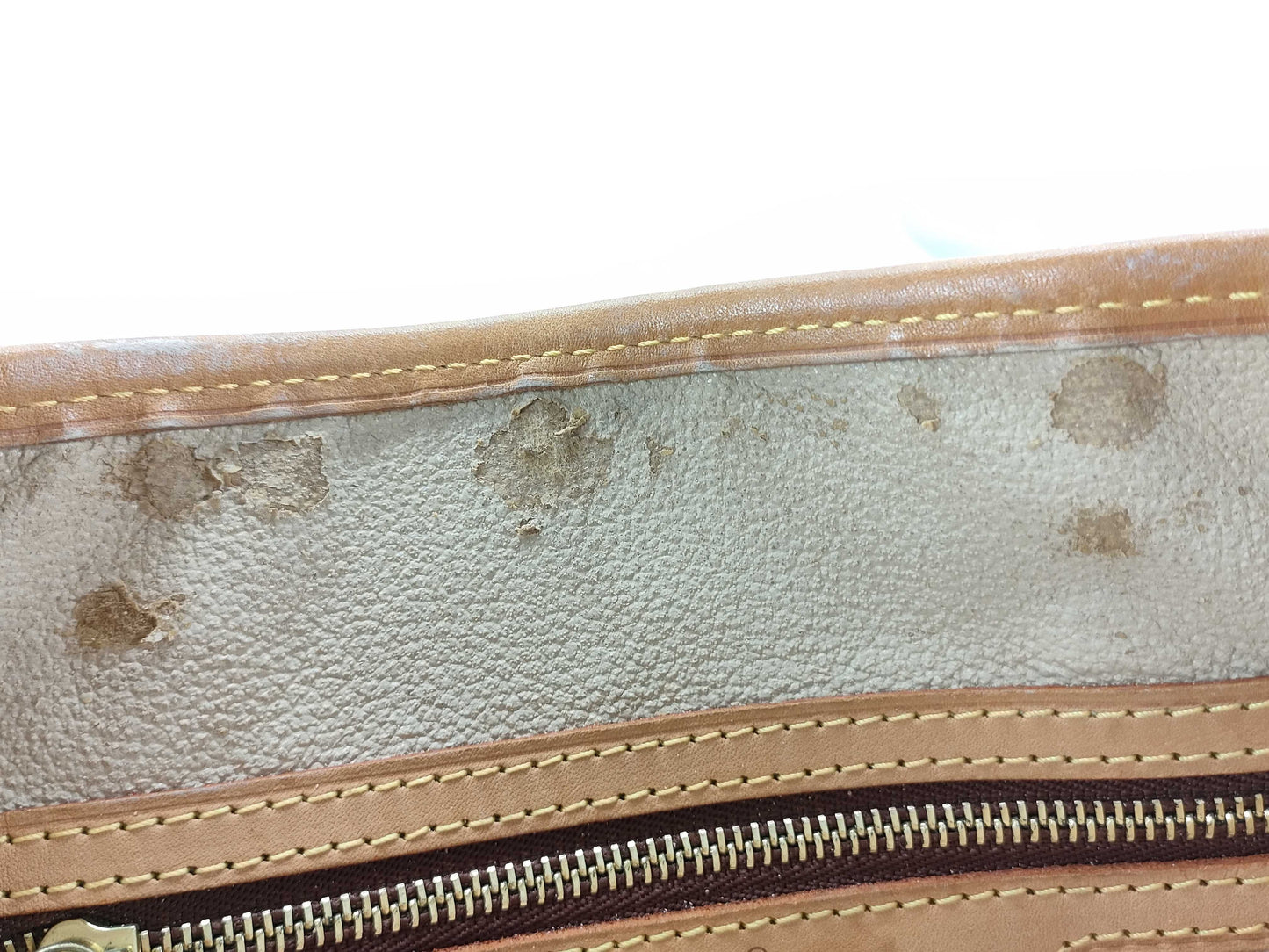 LOUIS VUITTON RFID Unverified VI0060 Monogram Louis Vuitton Monogram Bucket PM M42238 Tote Bag
