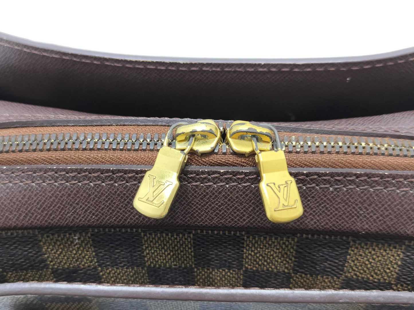 LOUIS VUITTON N51155 Damier Louis Vuitton Damier Triana Handbag