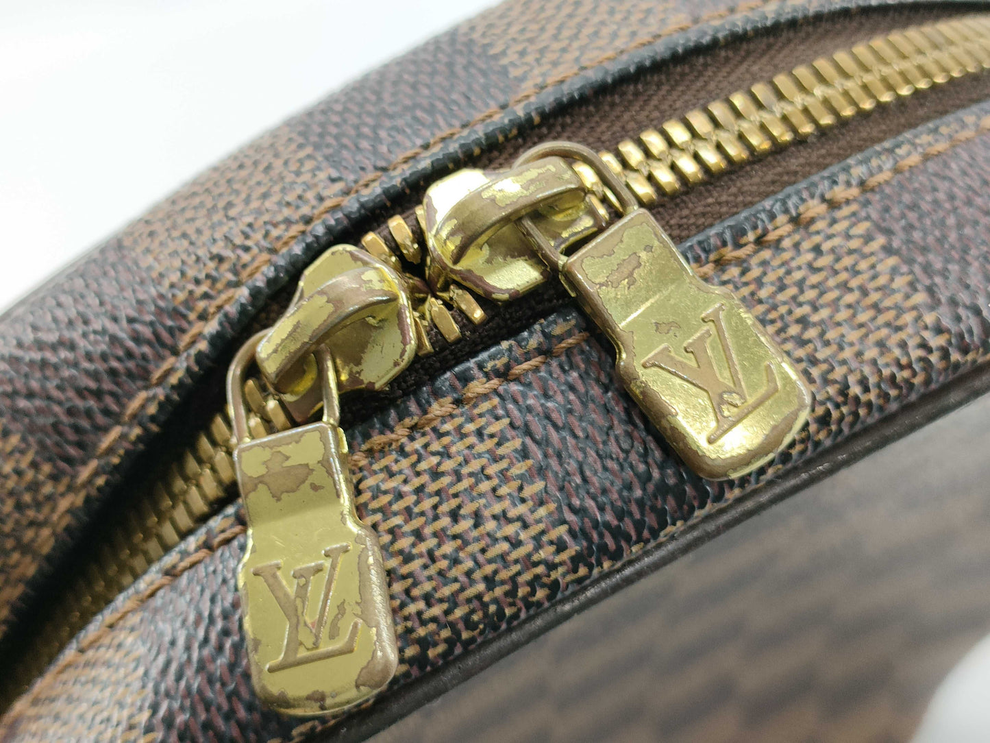 LOUIS VUITTON Damier Ipanema Shoulder Bag