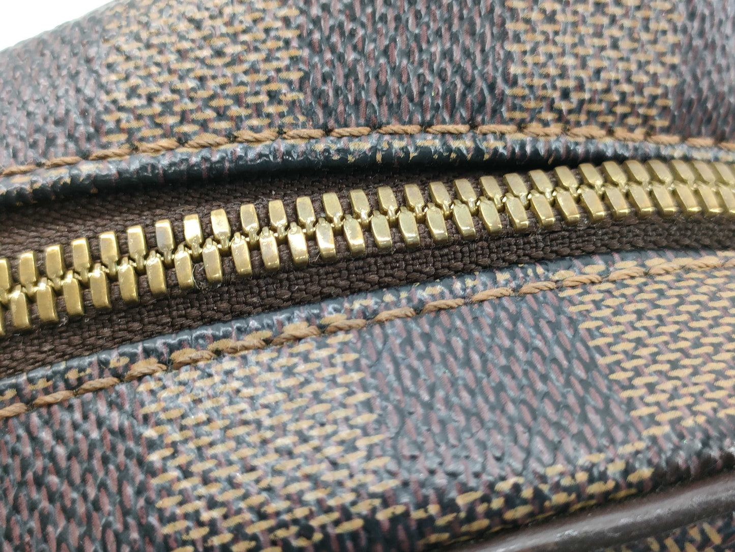 LOUIS VUITTON Damier Ipanema Shoulder Bag