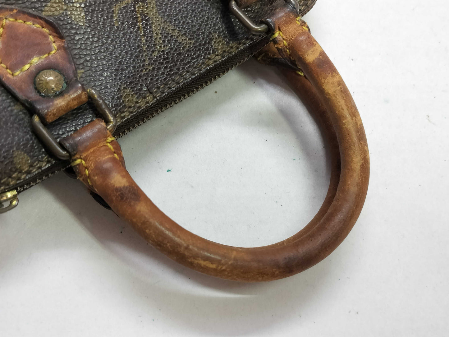 LOUIS VUITTON Monogram Louis Vuitton Monogram Mini Speedy Handbag