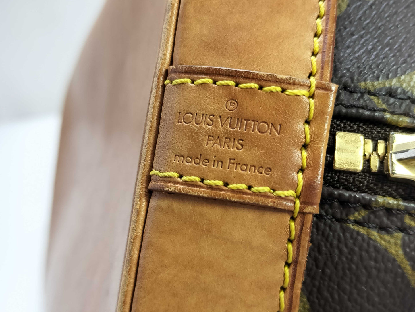 LOUIS VUITTON Monogram Louis Vuitton Monogram Alma Handbag