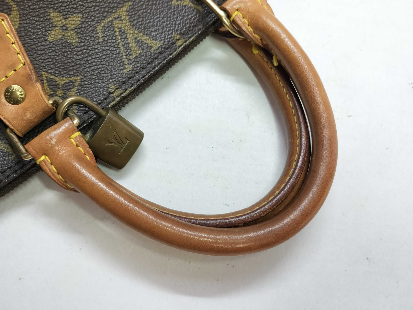 LOUIS VUITTON Monogram Louis Vuitton Monogram Alma Handbag