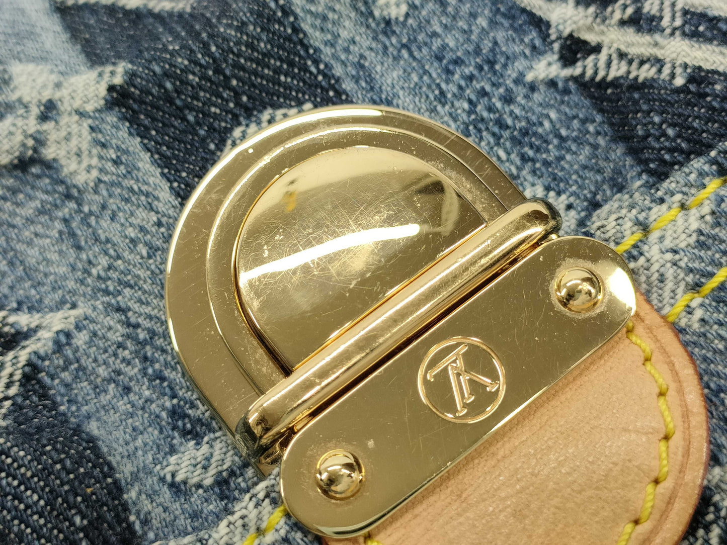 LOUIS VUITTON RFID verification failed. SR1006 Monogram Denim LOUIS VUITTON Mini Pretty Layé Shoulder Bag M95333 Monogram Denim SR1006 Shoulder Bag