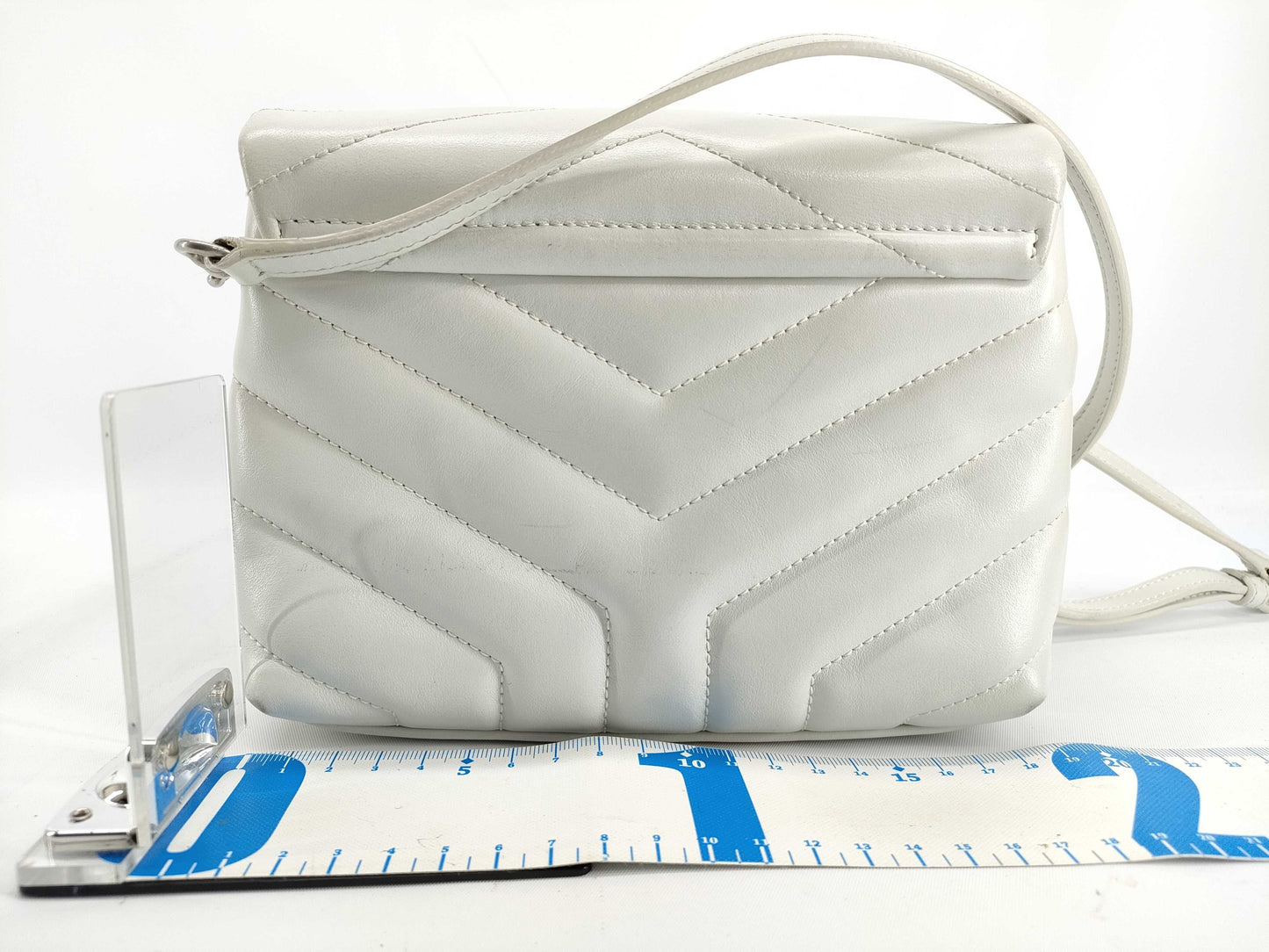SAINT LAURENT SAINT LAURENT PARIS Monogram Lulu Shoulder Bag 467072 Shoulder Bag