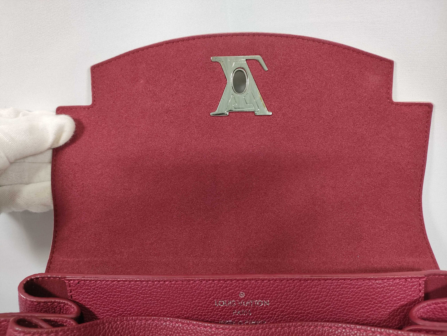 LOUIS VUITTON Lockme Ever Handbag