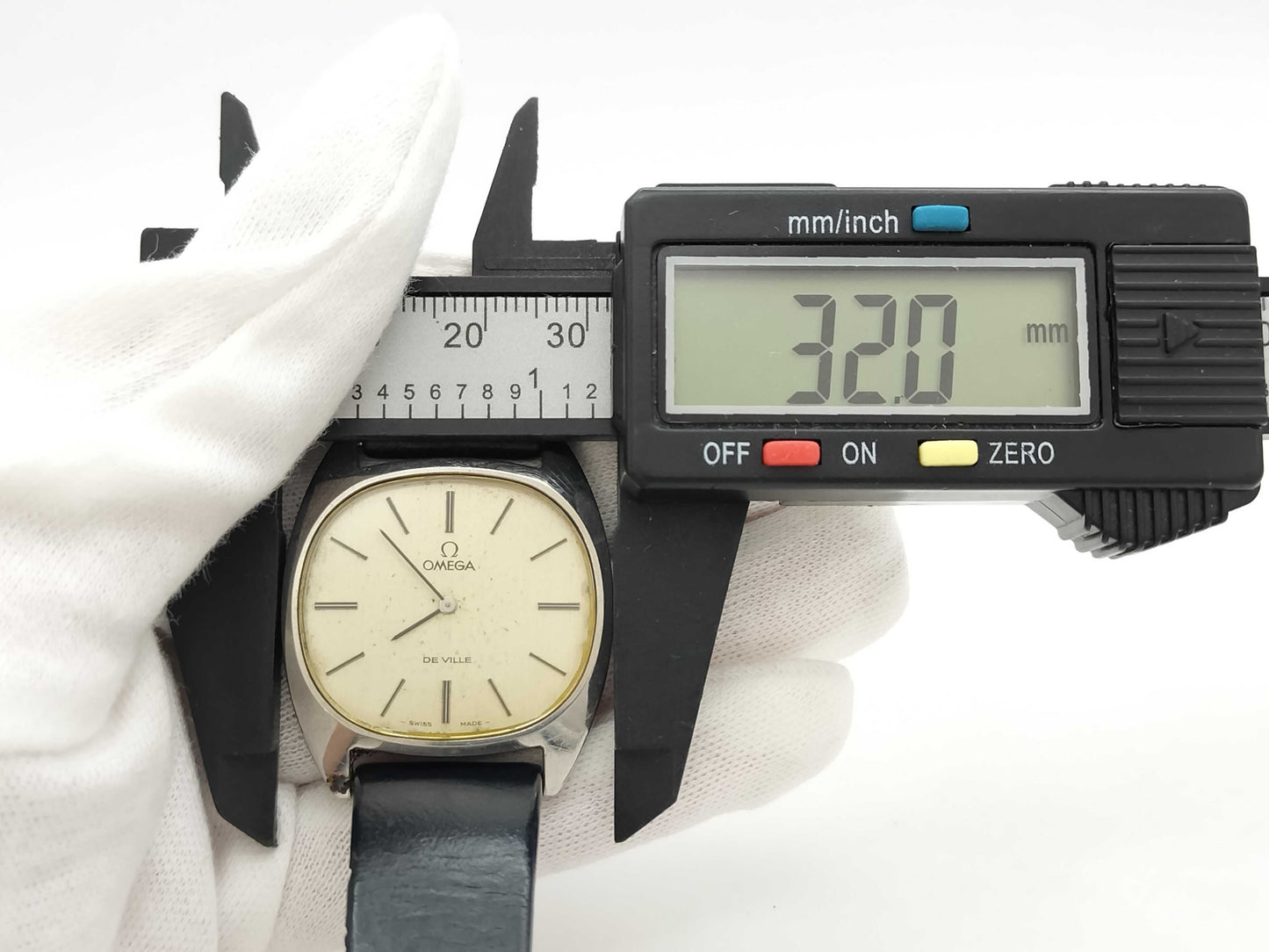 OMEGA Hand-wound Women's Watch