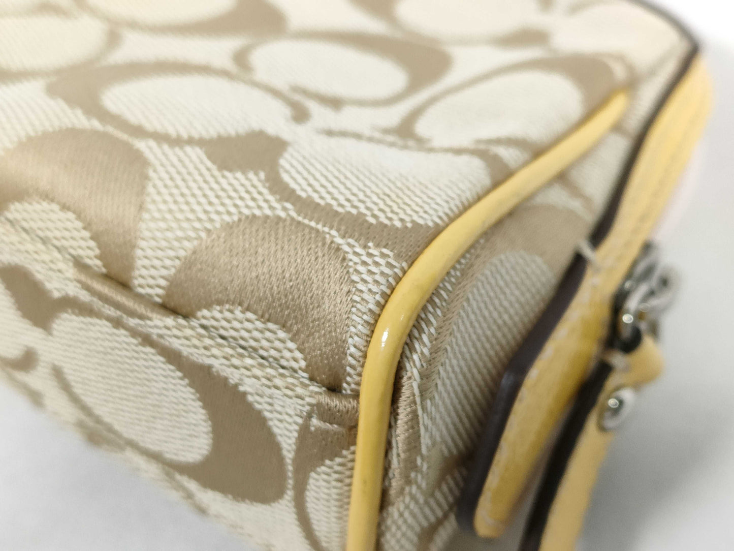 COACH 3-piece pouch set