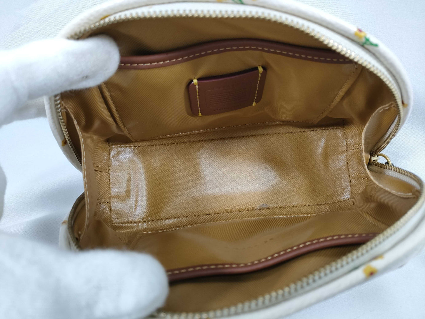 COACH 3-piece pouch set