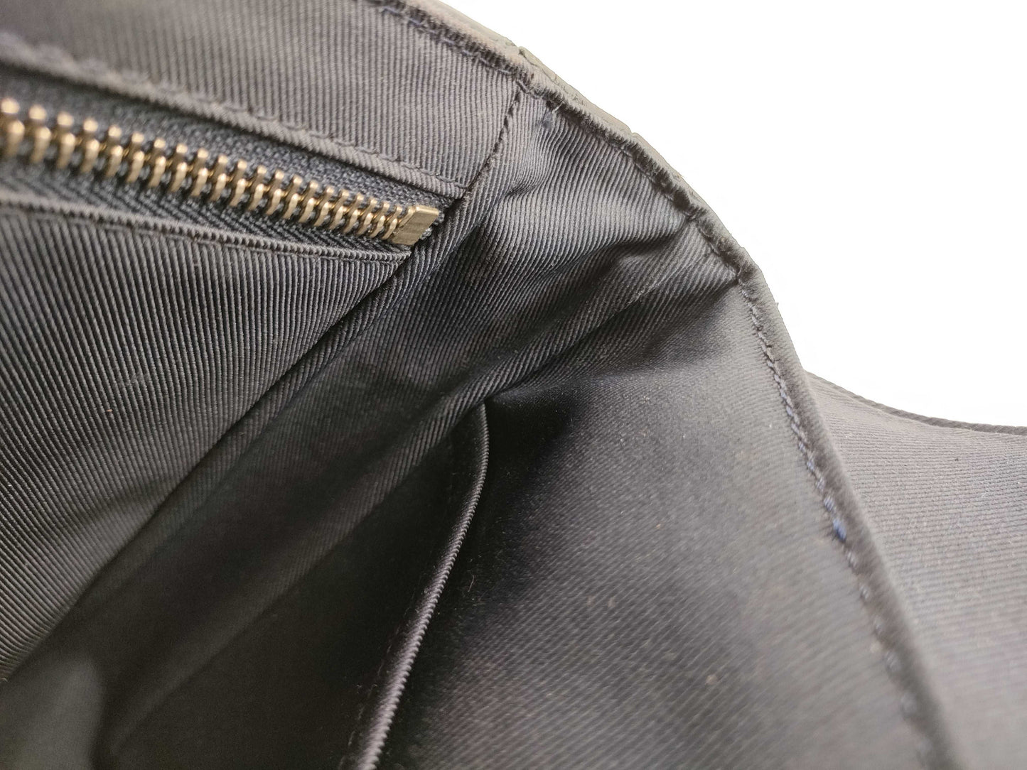 LOUIS VUITTON RFID Unverified PL3167 LV Taiga Roman PM Shoulder Bag