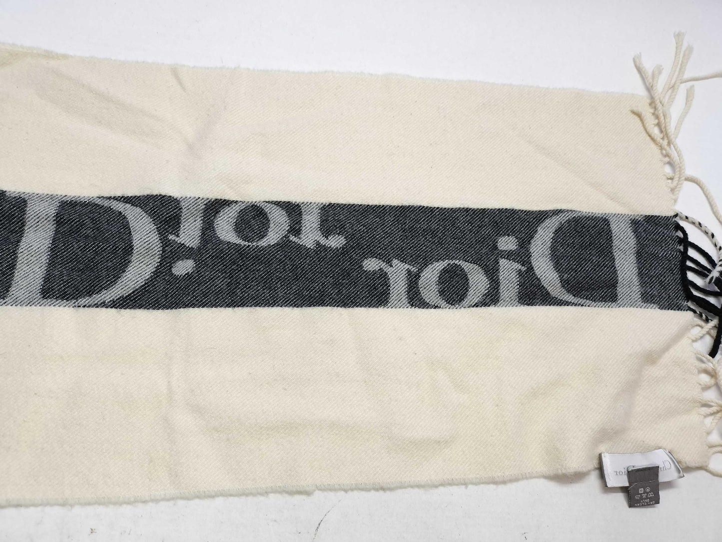 Dior logo scarf