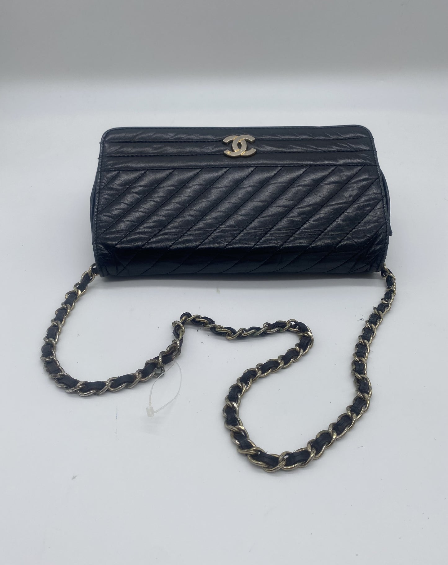 CHANEL Chain Shoulder Bag