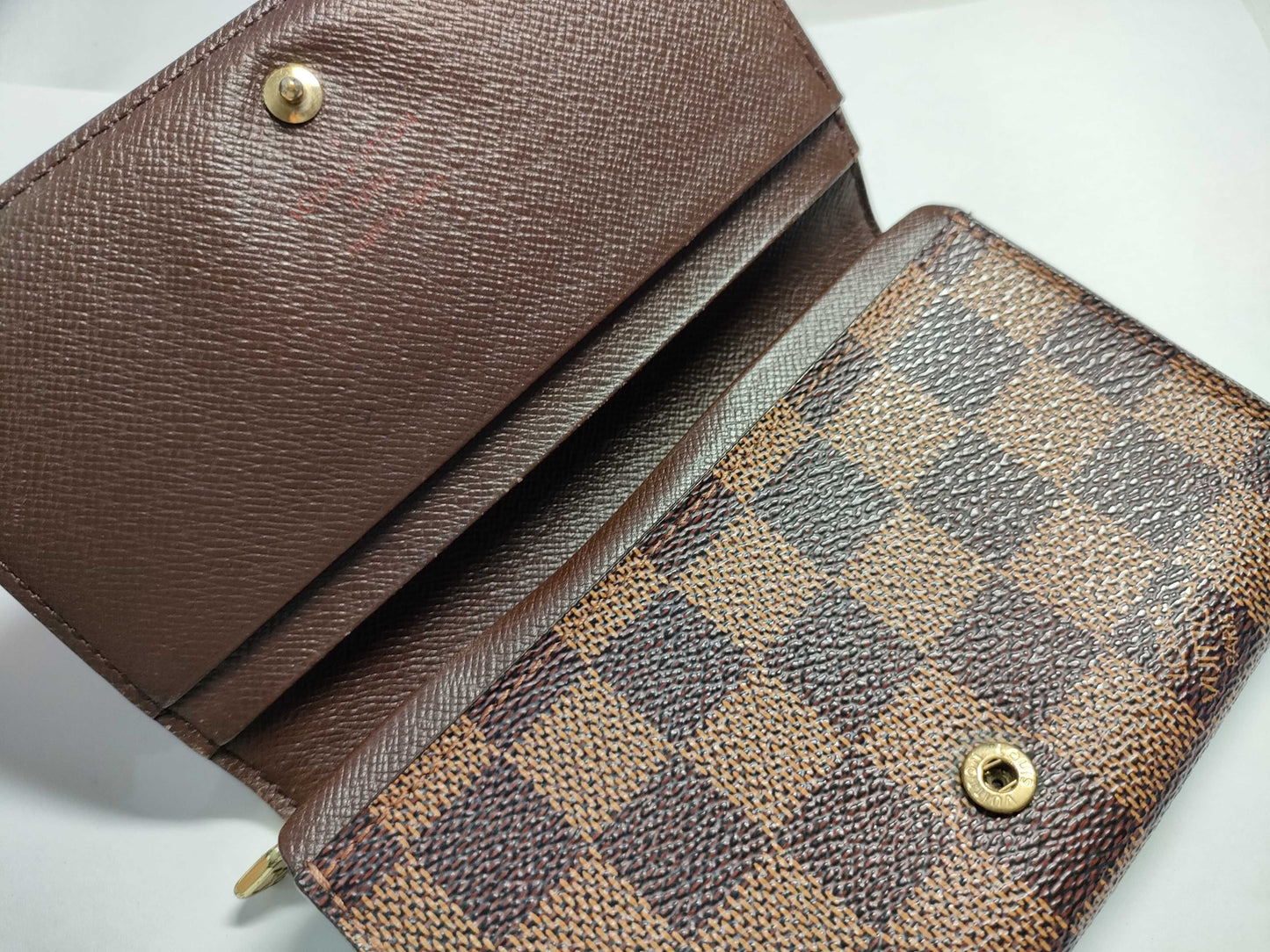 LOUIS VUITTON Damier Louis Vuitton Wallet Damier Wallet