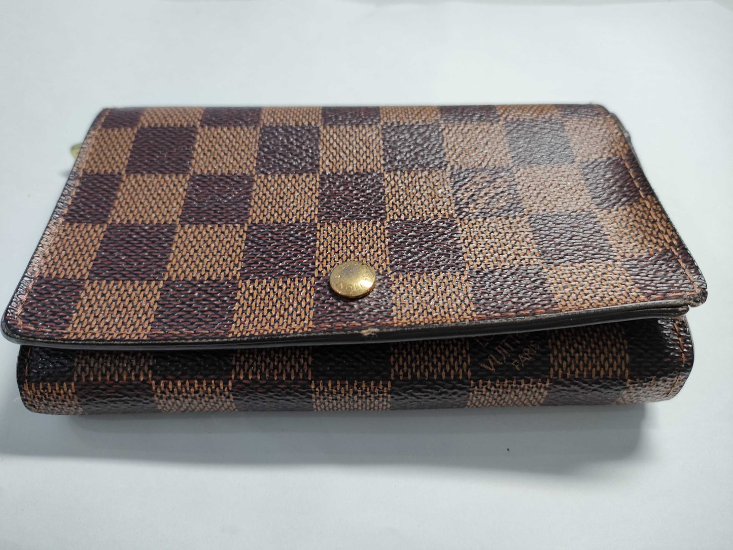 LOUIS VUITTON Damier Louis Vuitton Wallet Damier Wallet