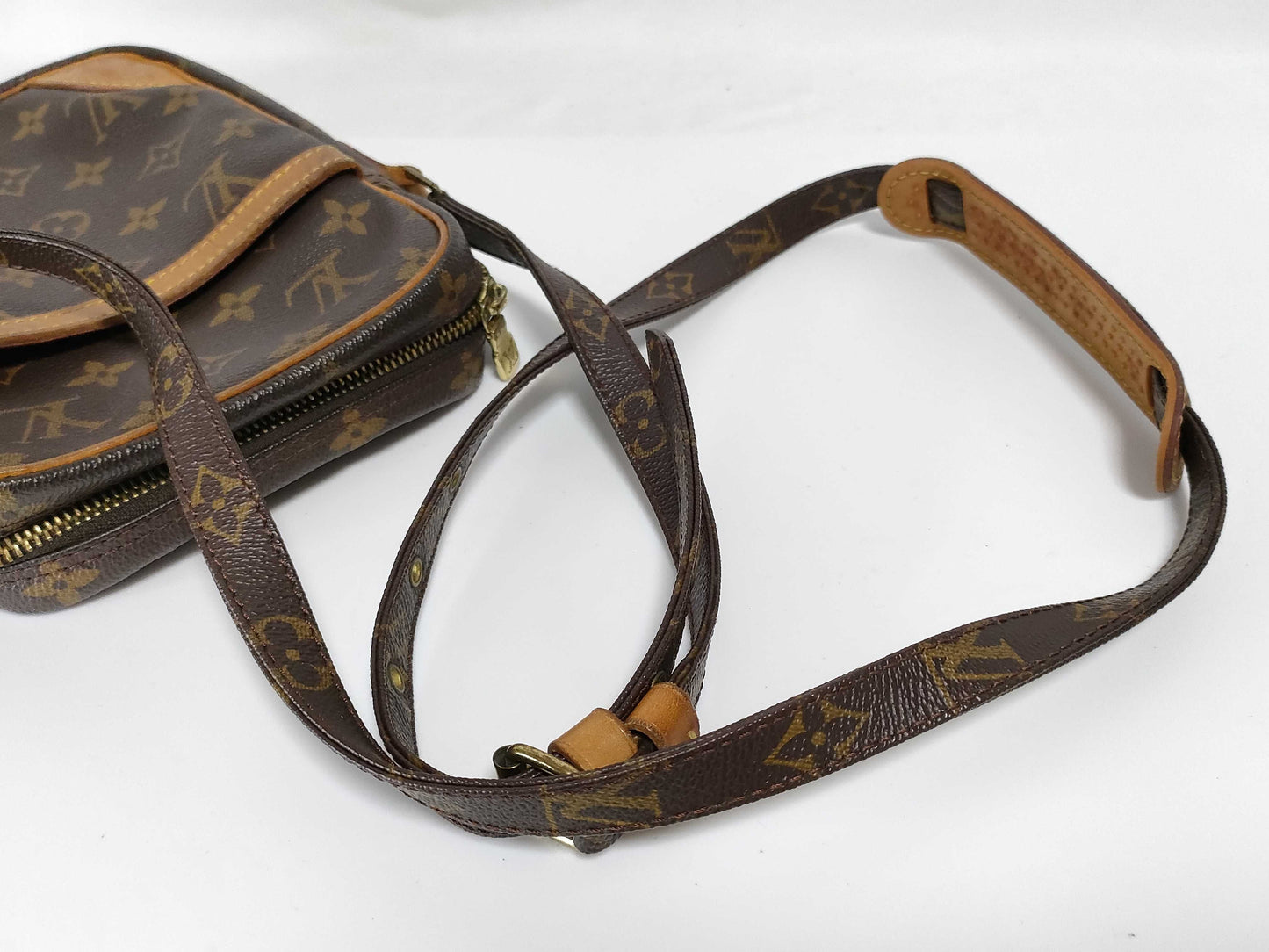 LOUIS VUITTON RFID Unverifiable SL1011 Monogram LV Danube Shoulder Bag