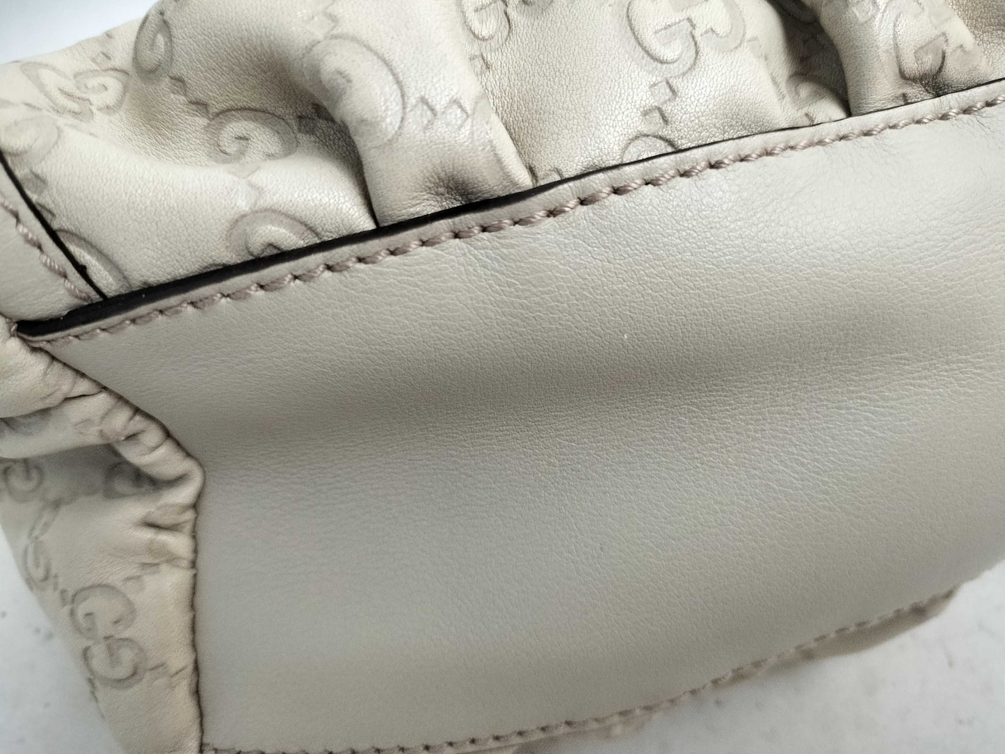 GUCCI Guccissima Leather Abby GG Pattern Handbag 190525
