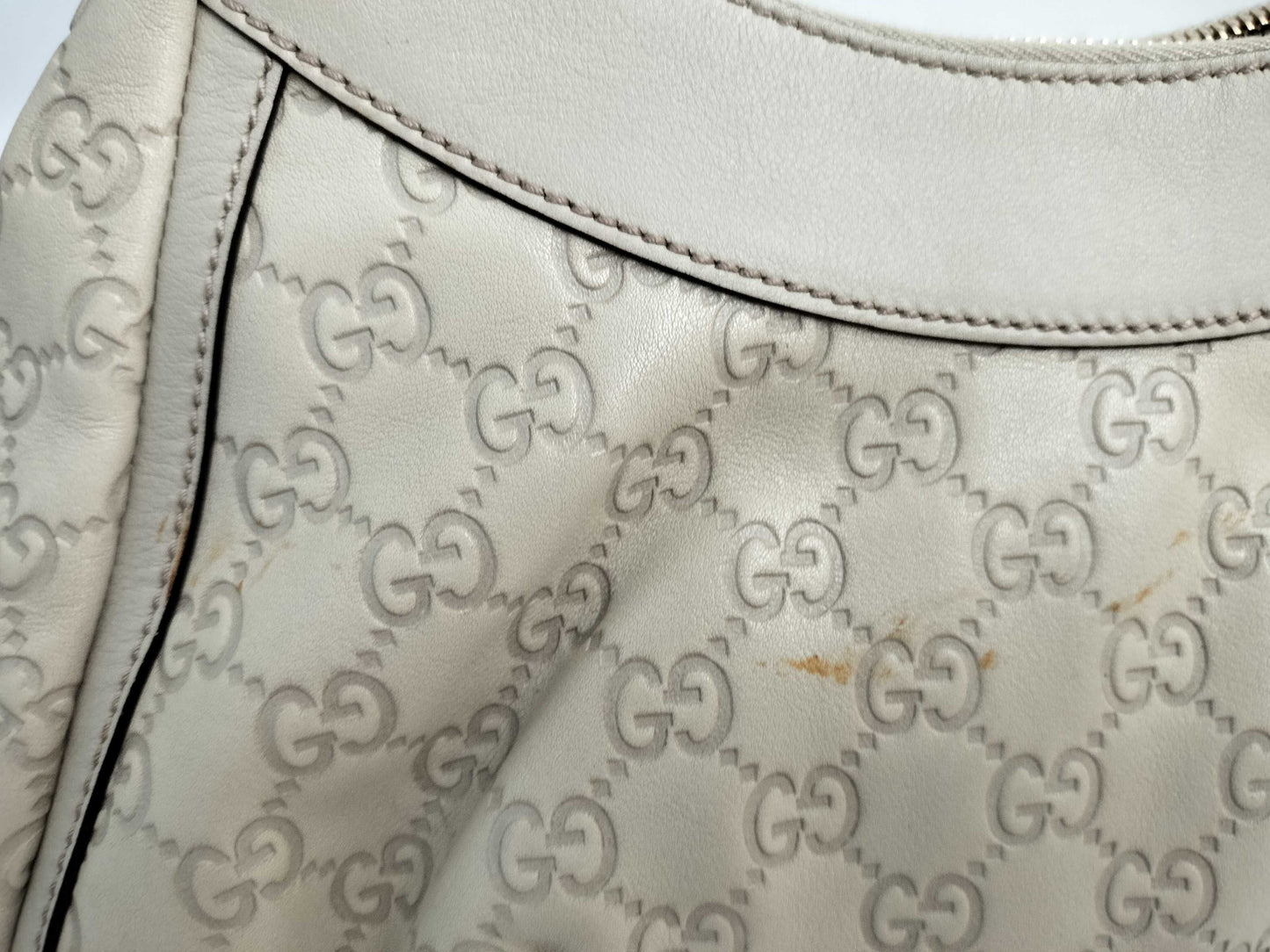 GUCCI Guccissima Leather Abby GG Pattern Handbag 190525