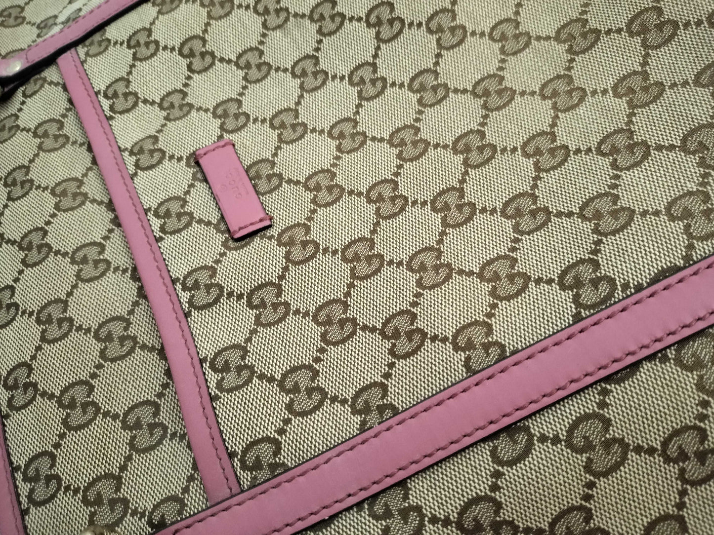 GUCCI GG Canvas 2-Way Handbag Tote Bag with GG Pattern and Logo Plate 388929
