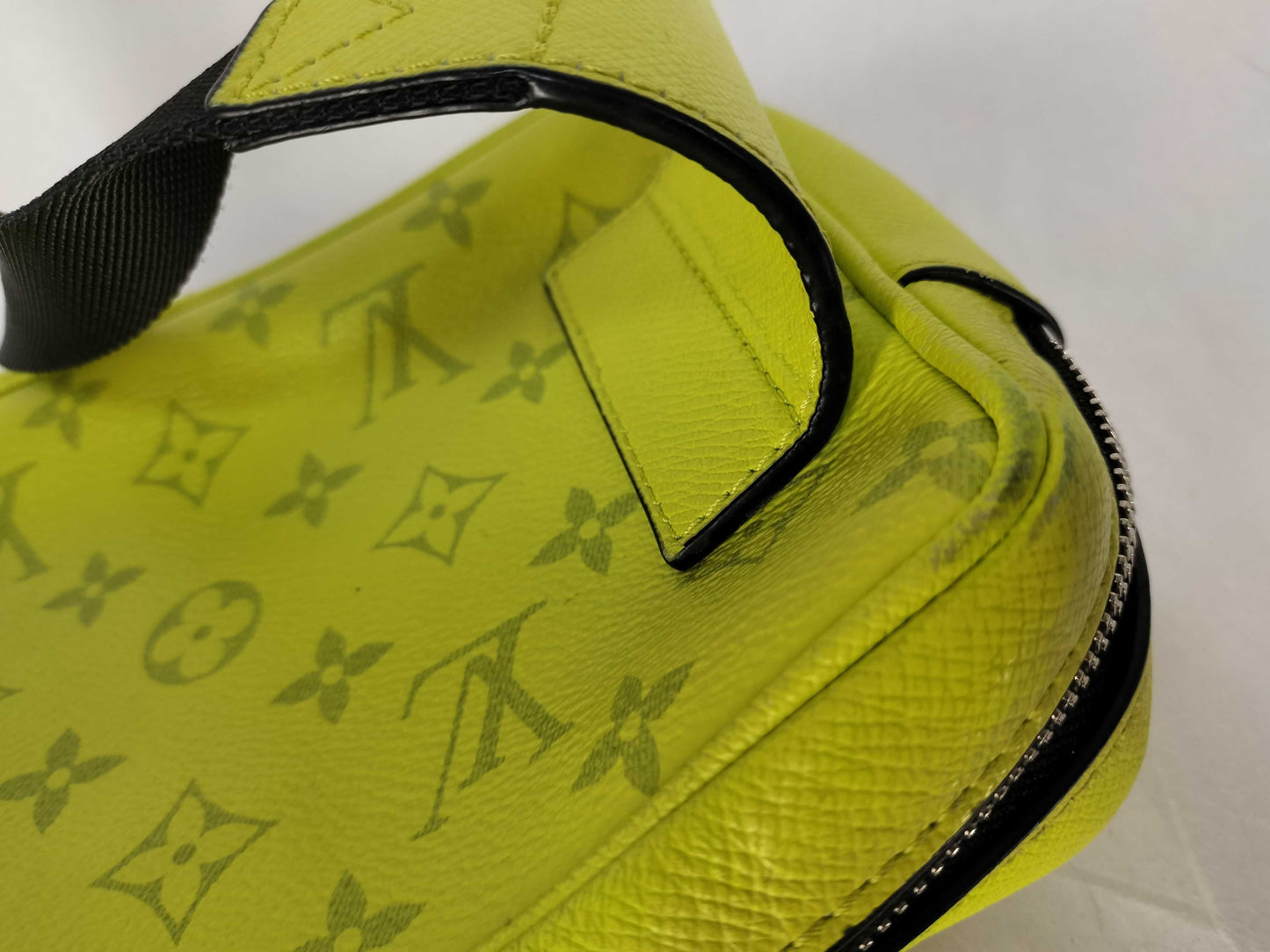 LOUIS VUITTON M30251 Bum Bag Outdoor Jaune M30251 Waist Bag