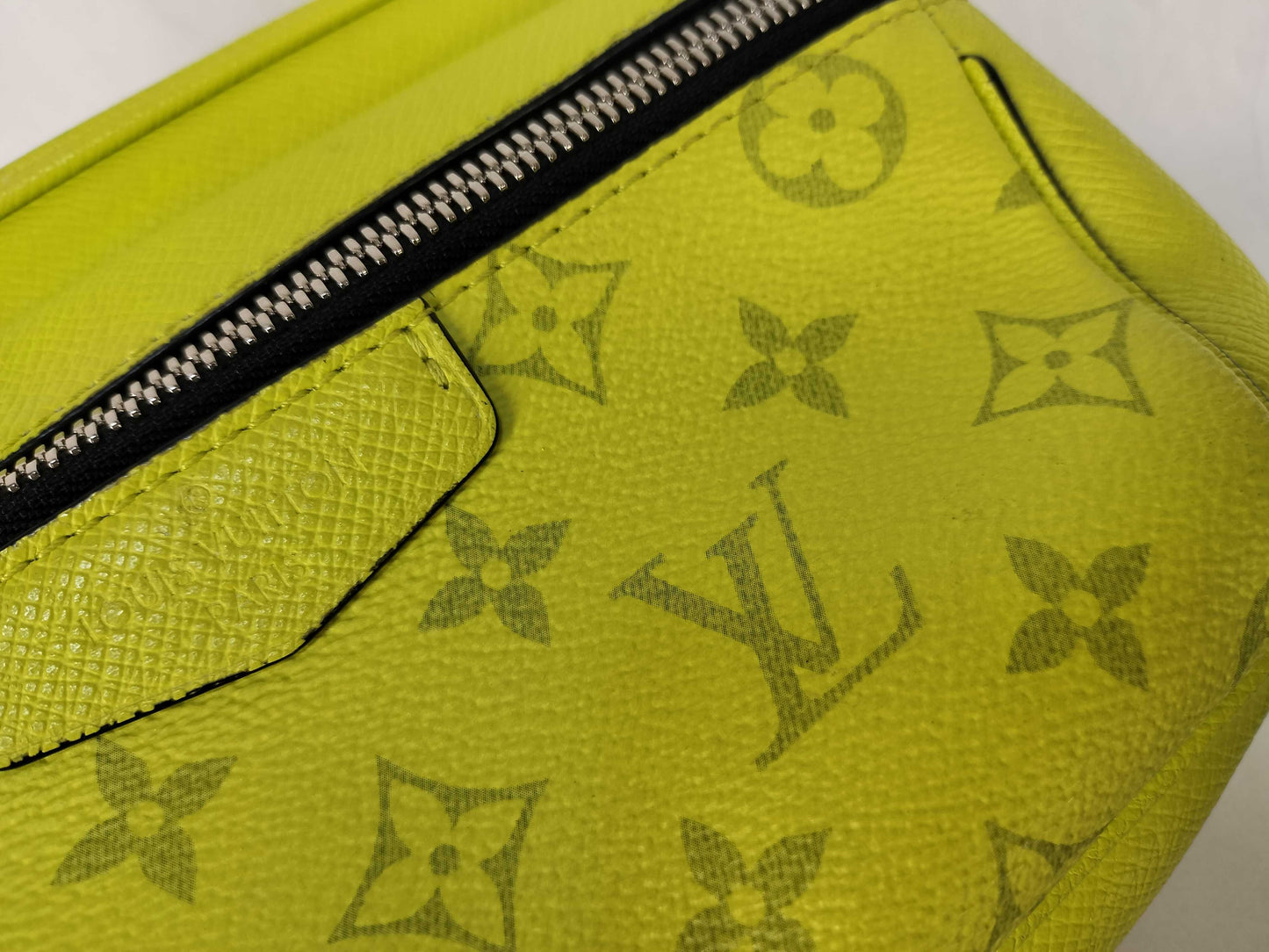 LOUIS VUITTON M30251 Bum Bag Outdoor Jaune M30251 Waist Bag