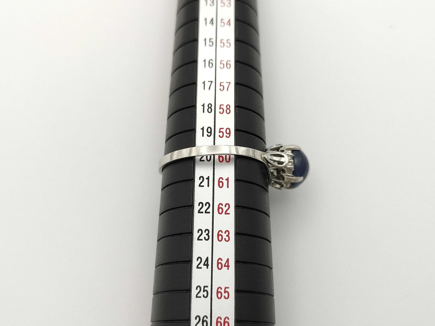 Colored Diamond Pt900 2.8g Ring