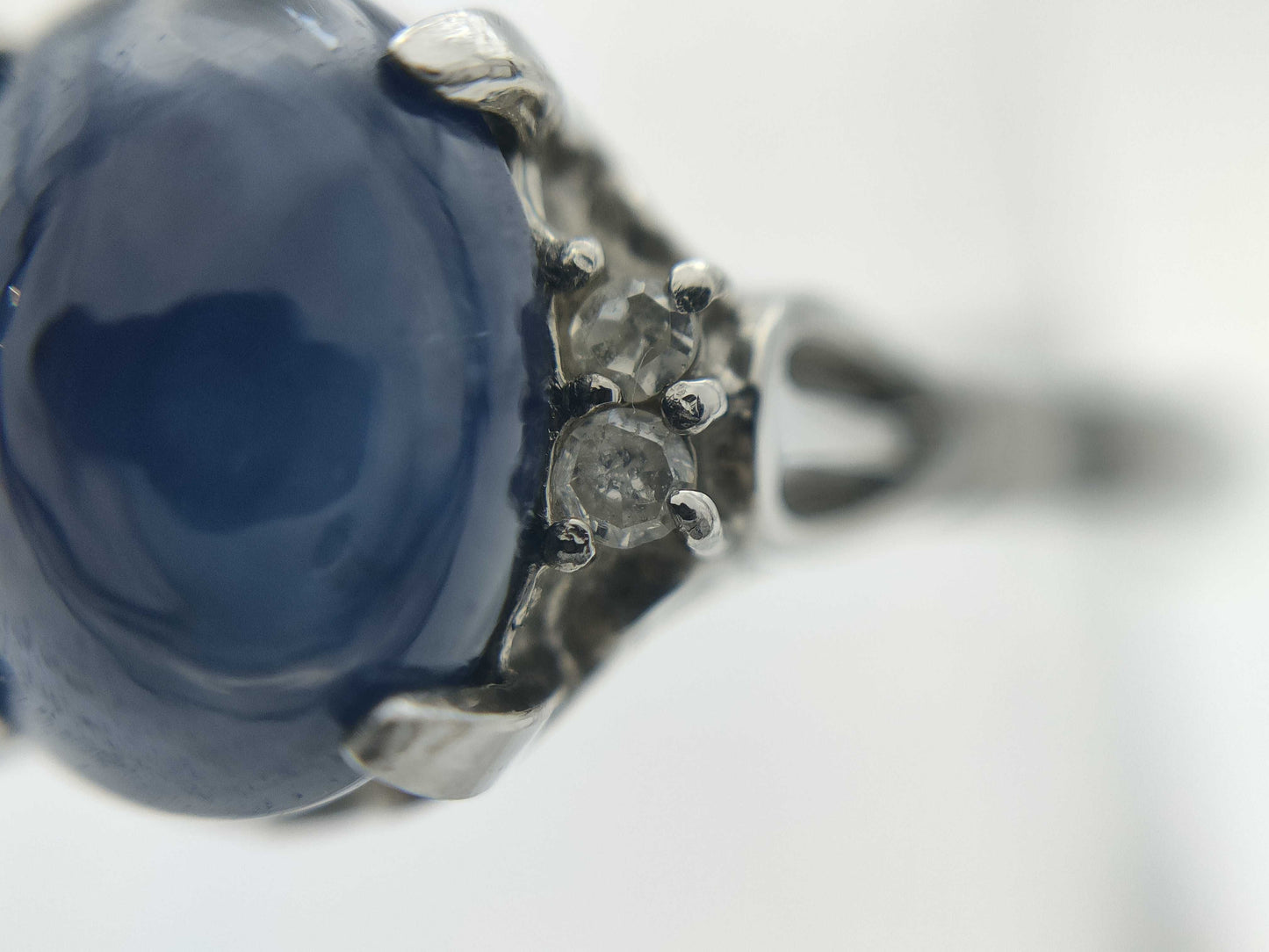Colored Diamond Pt900 2.8g Ring