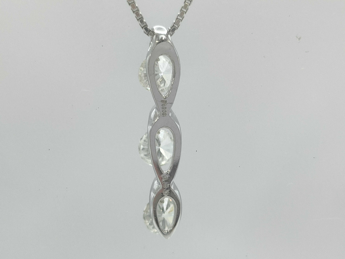 D0.50ct Pt900/850 3.5g Necklace