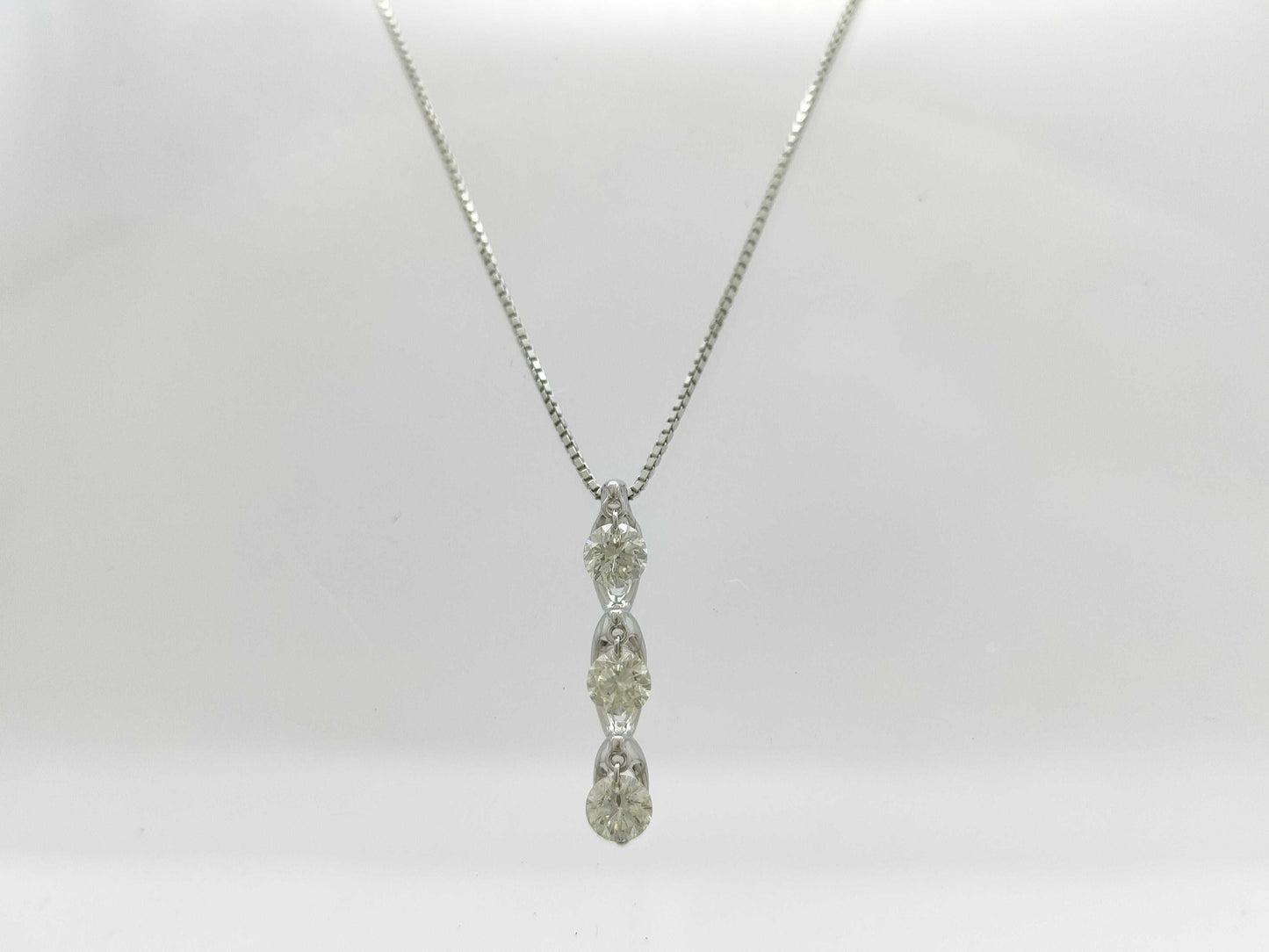 D0.50ct Pt900/850 3.5g Necklace