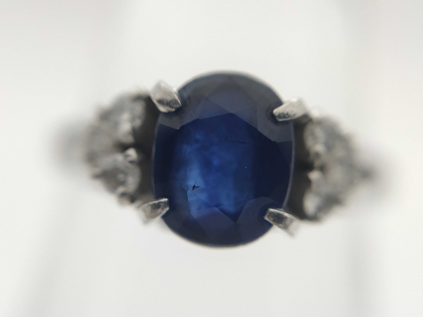 Sapphire and Diamond Pt900 4.1g Ring
