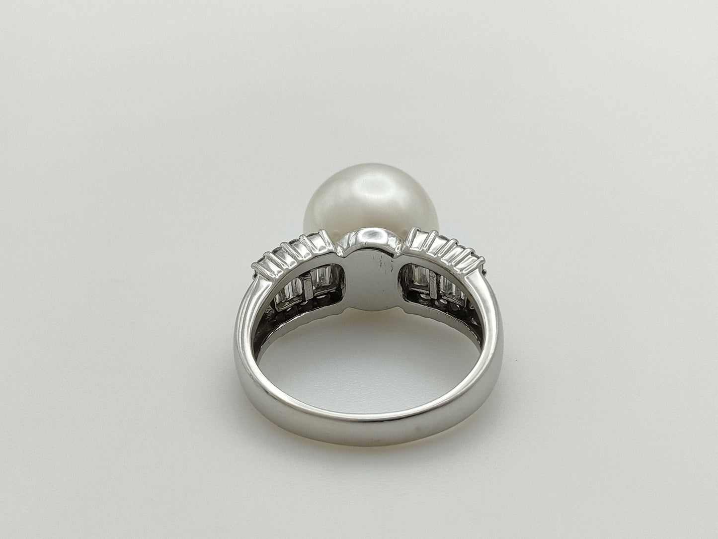 Pearl, Diameter: Approx. 11.8mm, DD.62ct, Pt900, 8.5g, Ring
