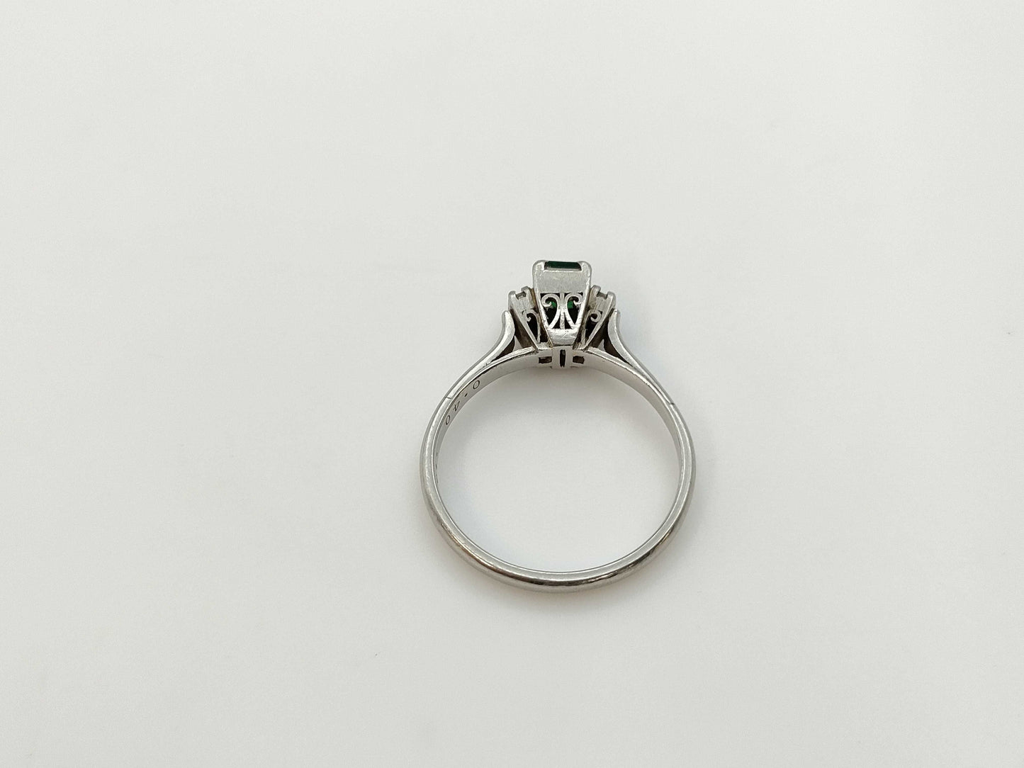 E0.40ct D0.18ct Pm850 3.1g Ring