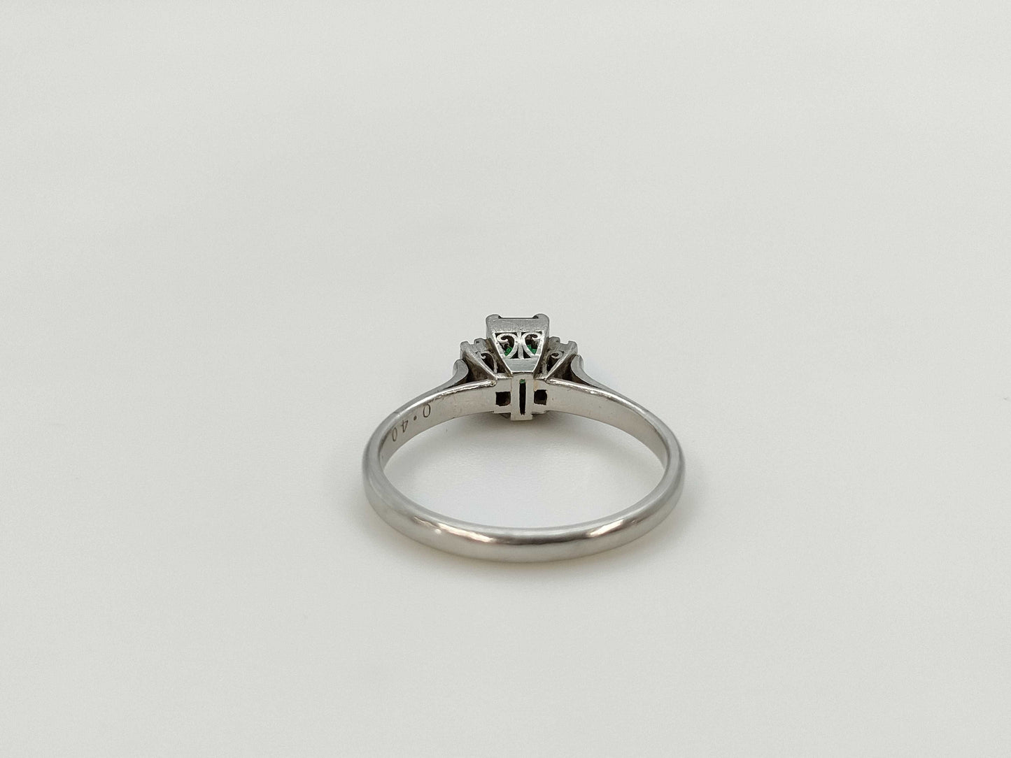 E0.40ct D0.18ct Pm850 3.1g Ring