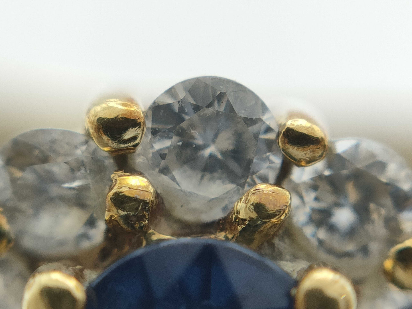 Sapphire and Diamond 18K 3.5g Ring