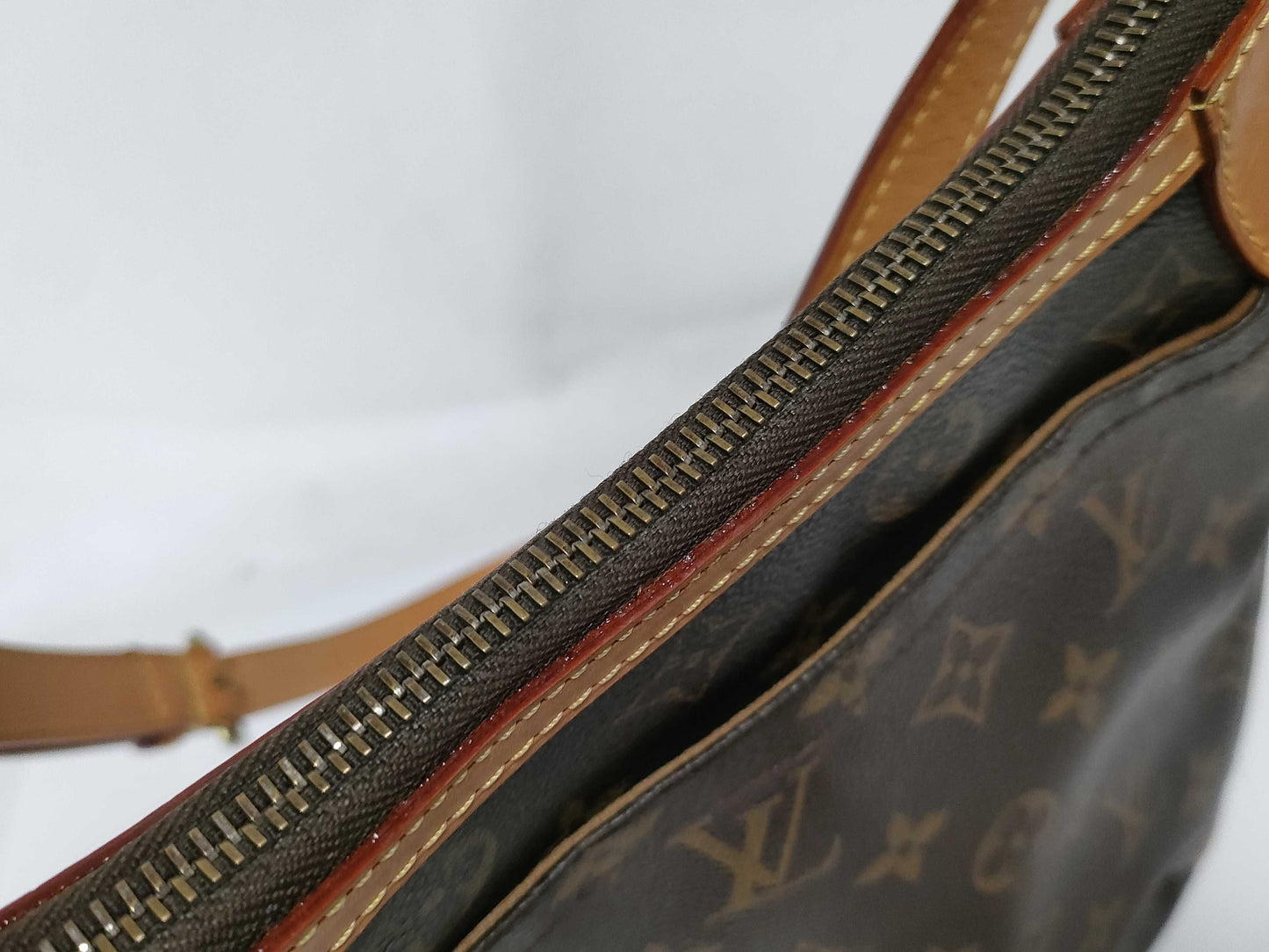 LOUIS VUITTON RFID Unverified CA3015 Monogram LOUIS VUITTON Oden Shoulder Bag