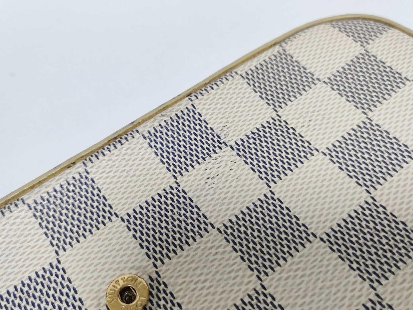 LOUIS VUITTON RFID Unverifiable Damier Azur LOUIS VUITTON Felicie Shoulder Bag