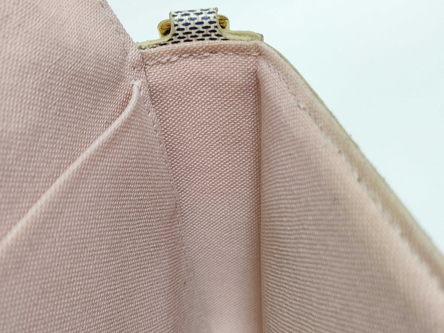 LOUIS VUITTON RFID Unverifiable Damier Azur LOUIS VUITTON Felicie Shoulder Bag