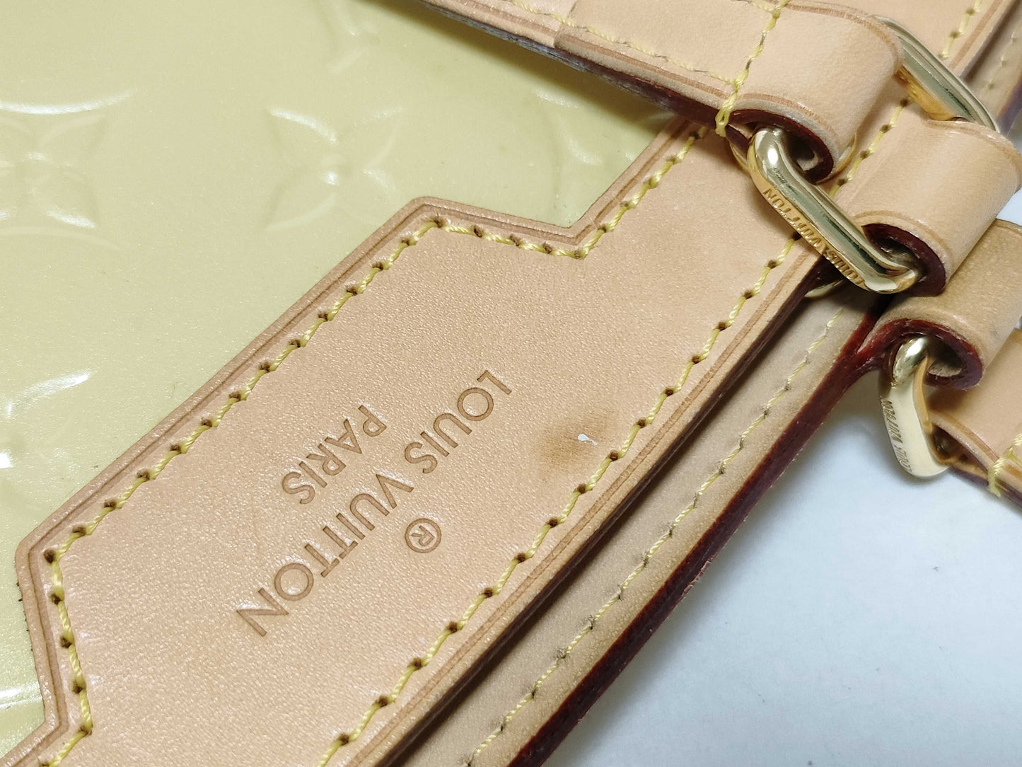 LOUIS VUITTON RFID Unverified Vernis LOUIS VUITTON Brea Handbag