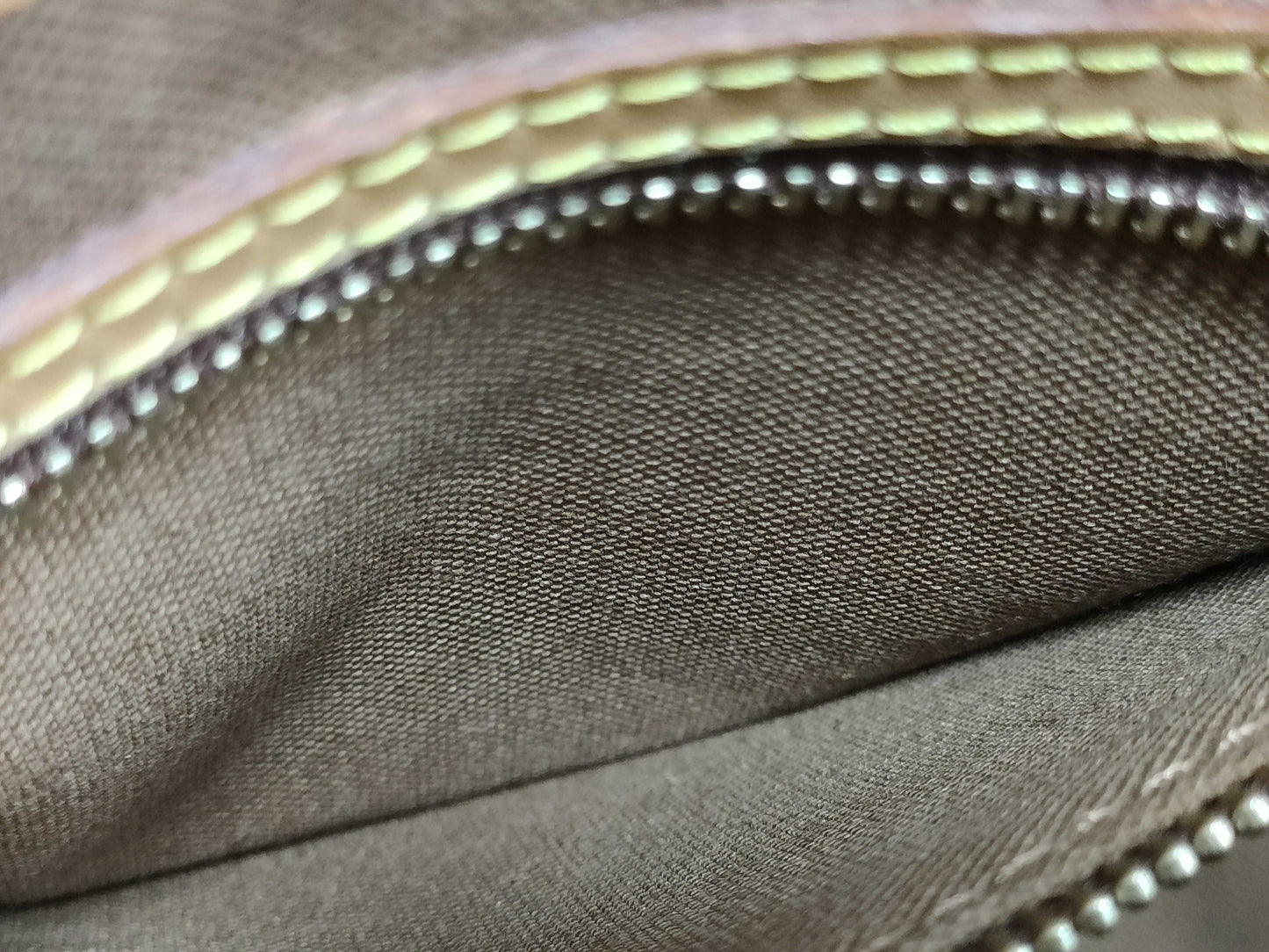LOUIS VUITTON Monogram Vuitton Vavin PM Monogram Handbag Tote Bag