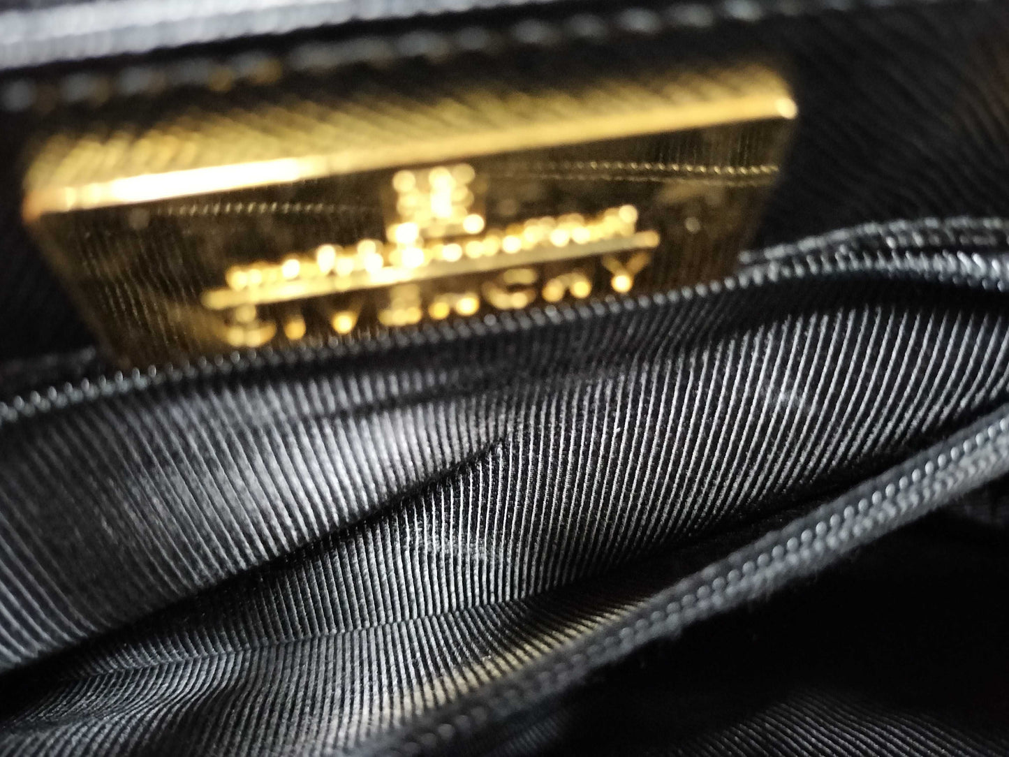 GIVENCHY Turnlock 2-way shoulder bag/handbag