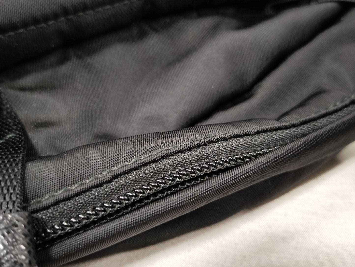 PRADA Re-Nylon Shoulder Bag/Messenger Bag 2VH023