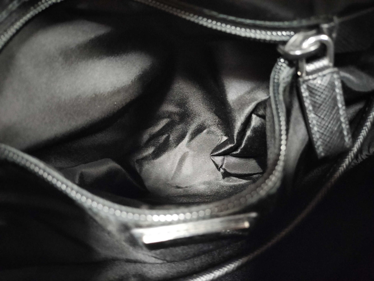 PRADA Re-Nylon Shoulder Bag/Messenger Bag 2VH023