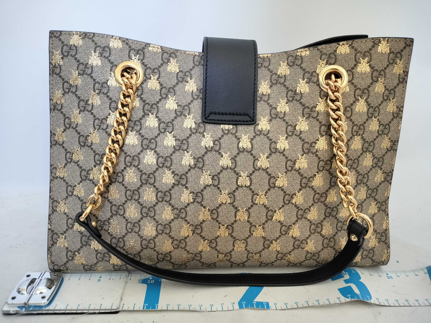 GUCCI GG Supreme Bee Medium Padlock Chain Shoulder Bag Tote Bag