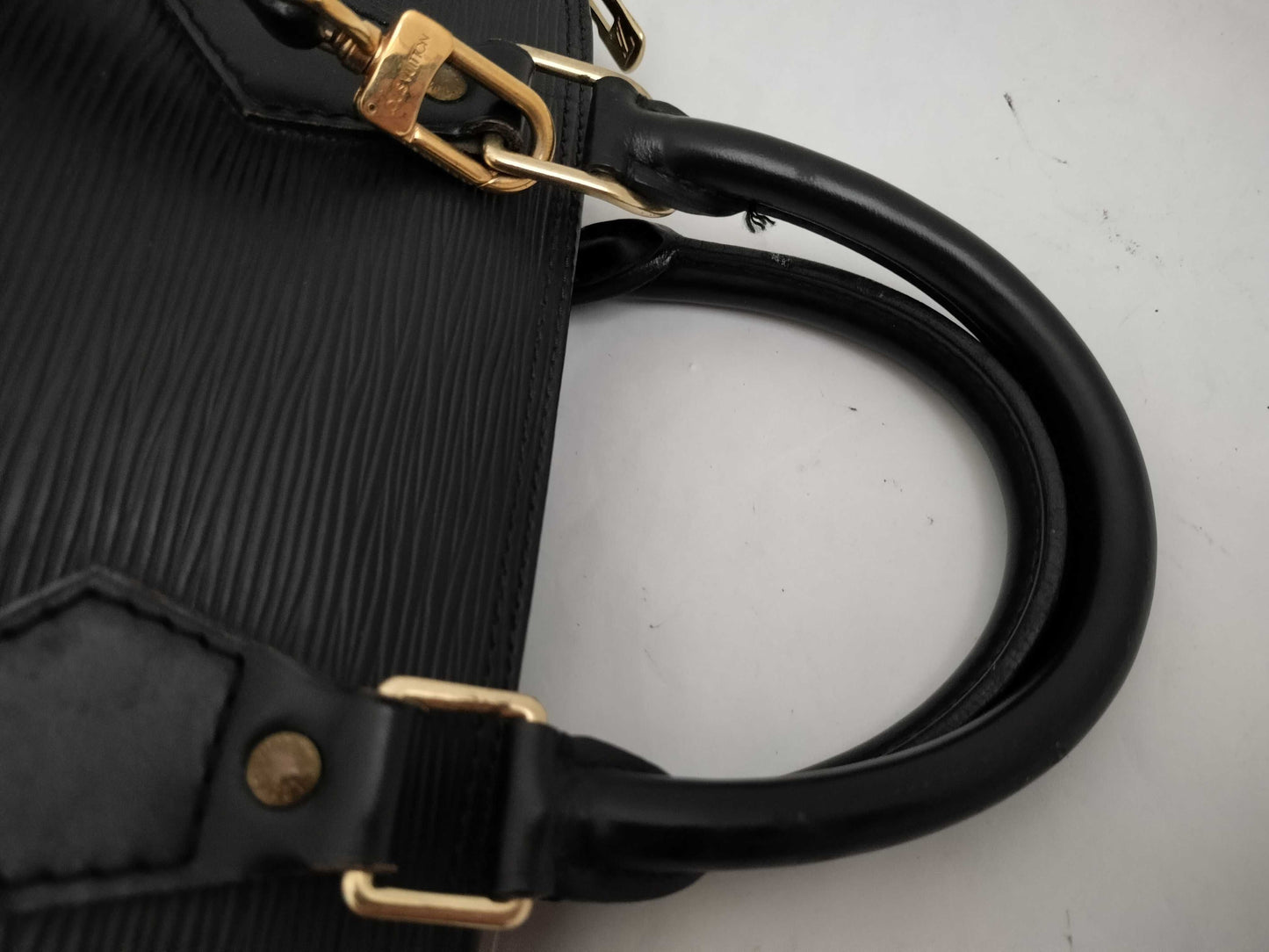 LOUIS VUITTON AR0956 Epi Louis Vuitton Epi Alma PM 2-way Shoulder Bag/Handbag