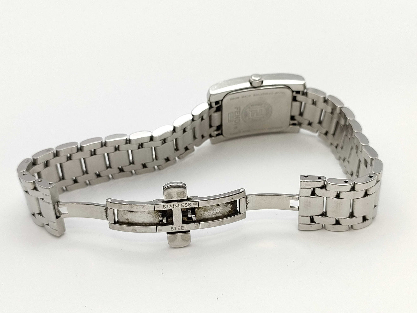 FENDI 087-7000L-370 Quartz Shell Dial Non-Moving Women's Watch