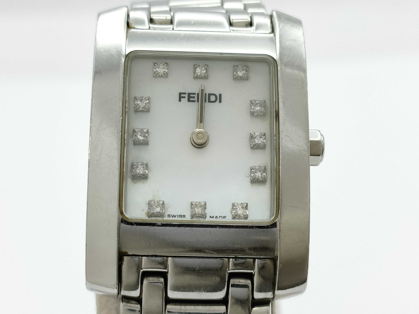 FENDI 087-7000L-370 Quartz Shell Dial Non-Moving Women's Watch